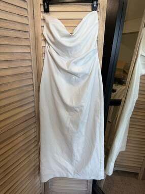 NWOT Zara Strapless Midi Dress with Back Slit in Ivory Size L